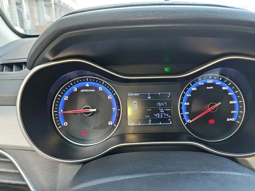 Geely Vision — фото 11