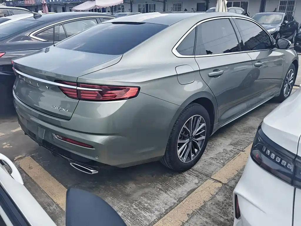 Geely Preface — фото 13