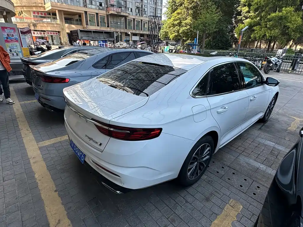 Geely Preface — фото 13
