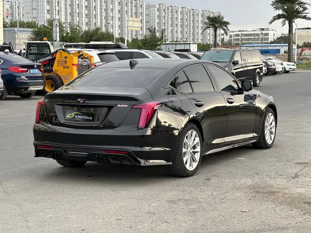 Cadillac CT5 — фото 6