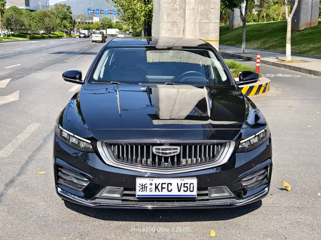 Geely Preface — фото 2