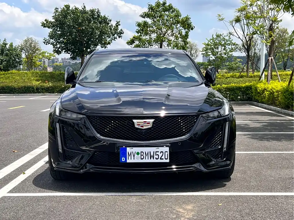 Cadillac CT5 — фото 2