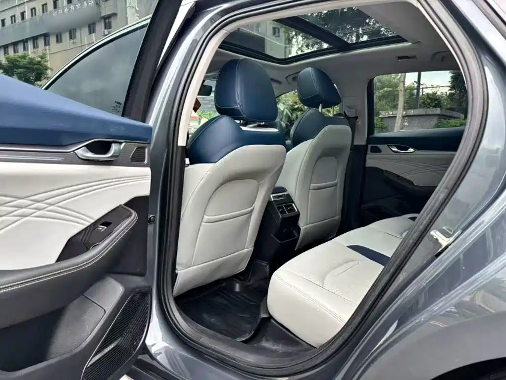 Geely Preface — фото 13
