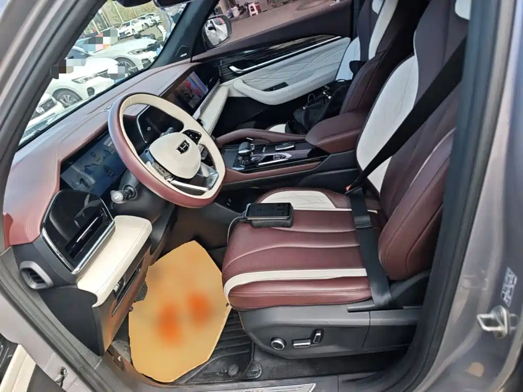 Geely Monjaro — фото 14