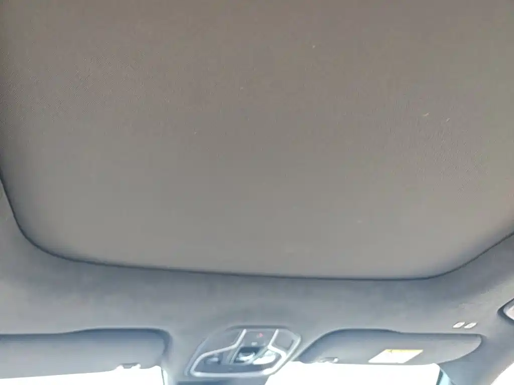 Geely Monjaro — фото 17