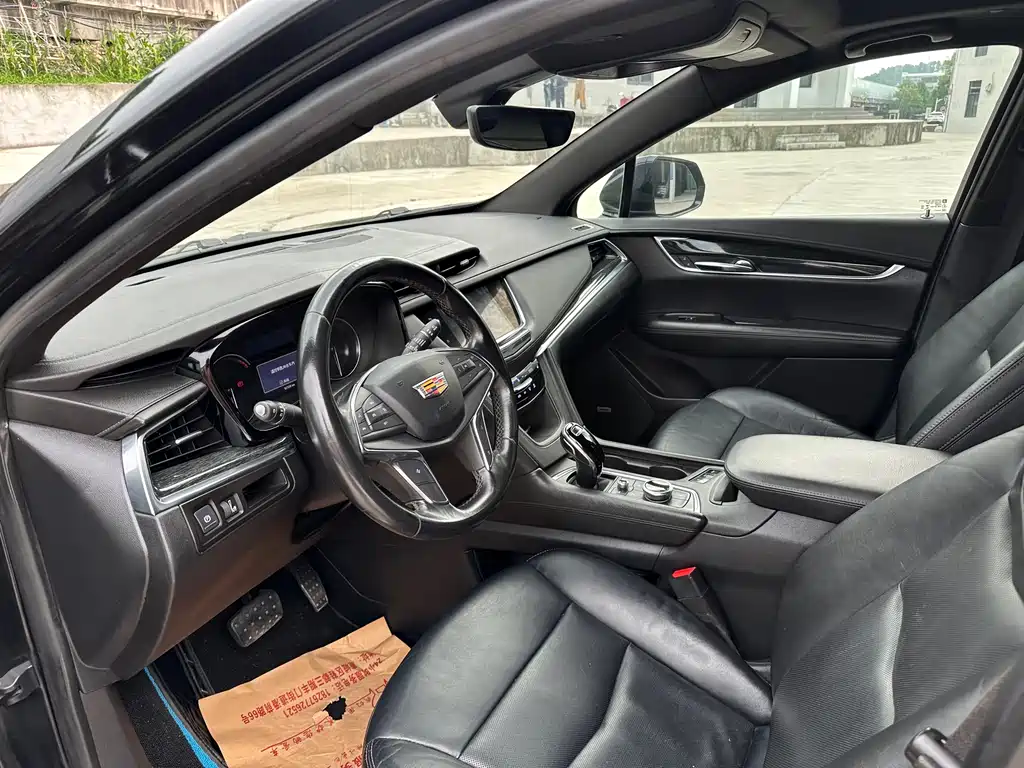 Cadillac XT5 — фото 4