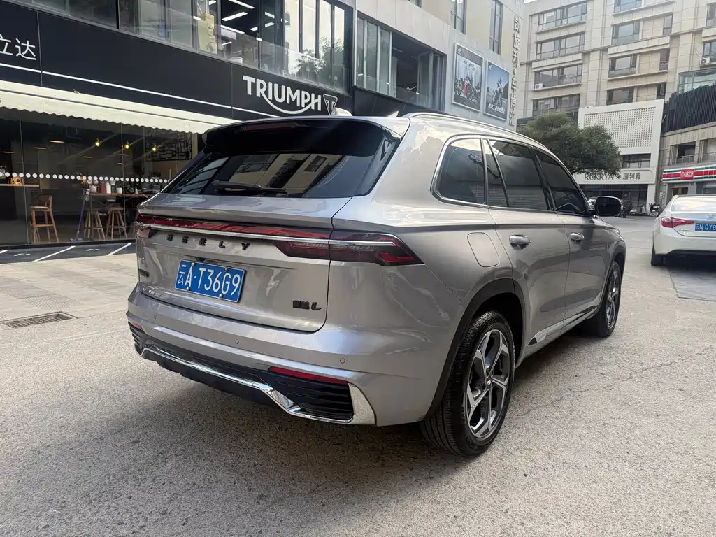 Geely Monjaro — фото 5