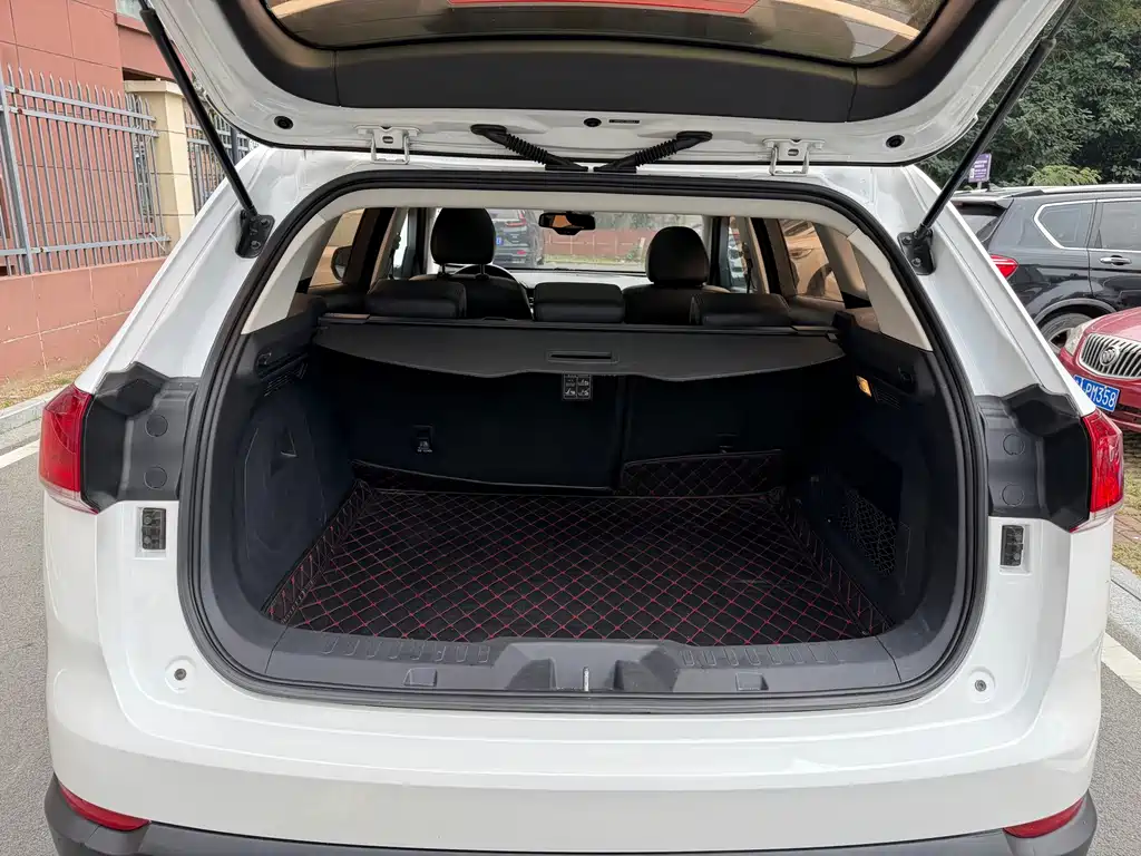 Haval H6 — фото 10