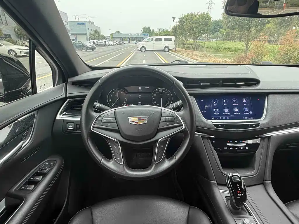 Cadillac XT5 — фото 4