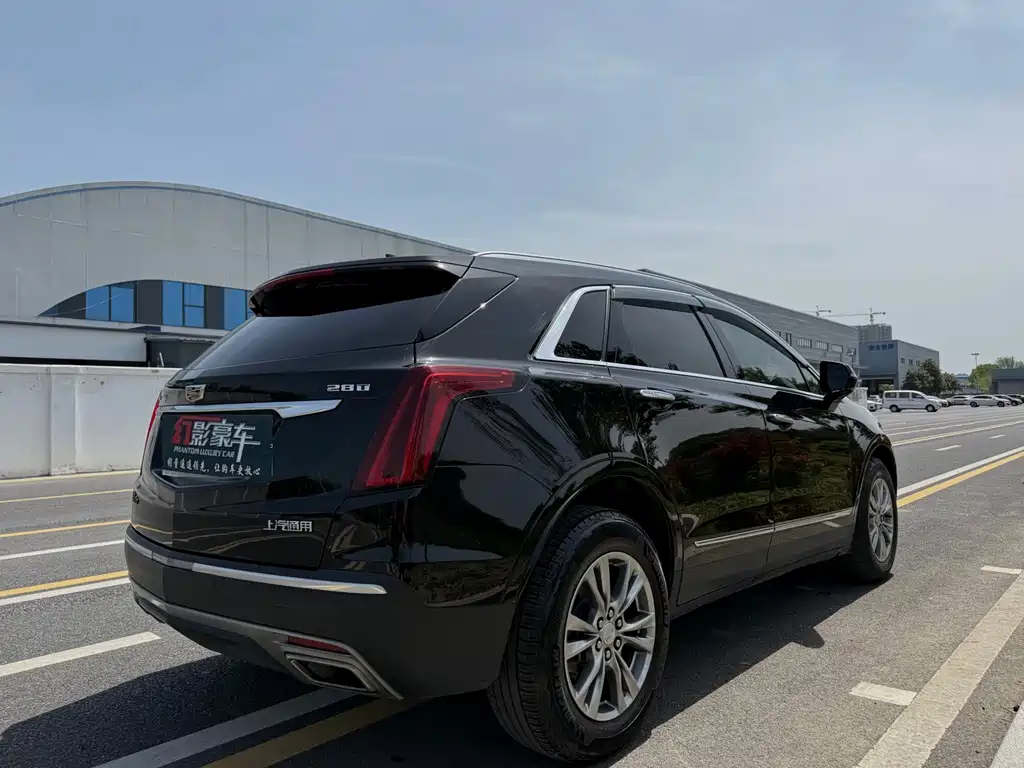 Cadillac XT5 — фото 9