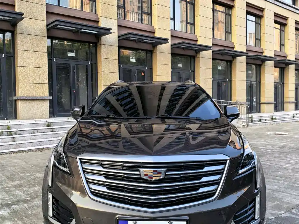 Cadillac XT5 — фото 2