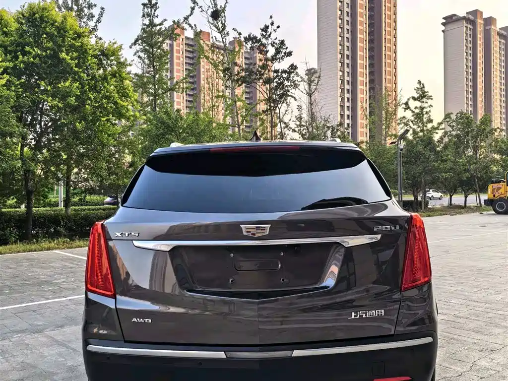 Cadillac XT5 — фото 4