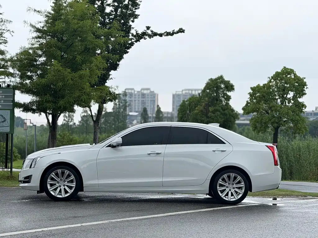 Cadillac ATS-L — фото 4