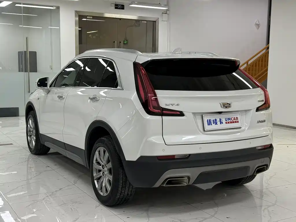 Cadillac XT4 — фото 4