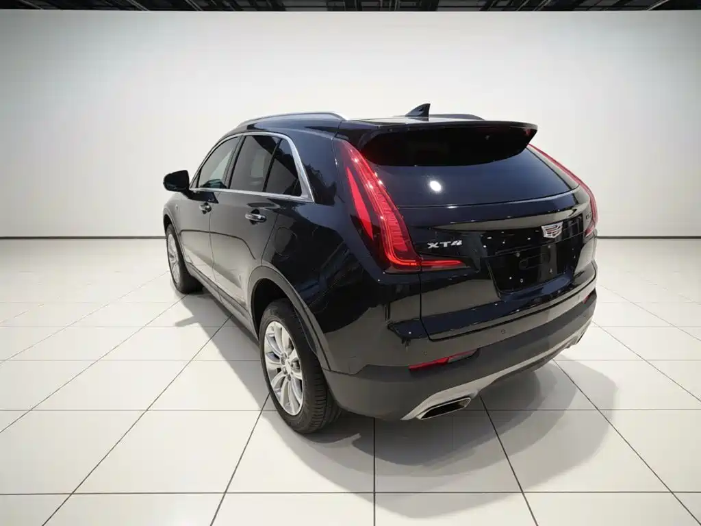 Cadillac XT4 — фото 5