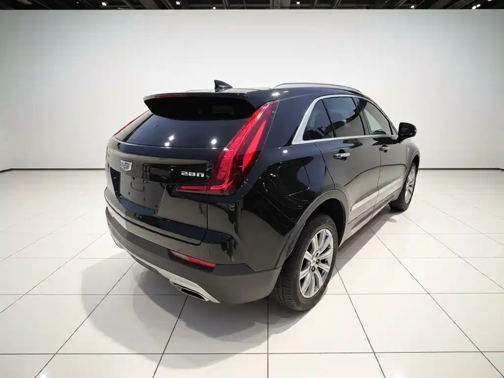 Cadillac XT4 — фото 7