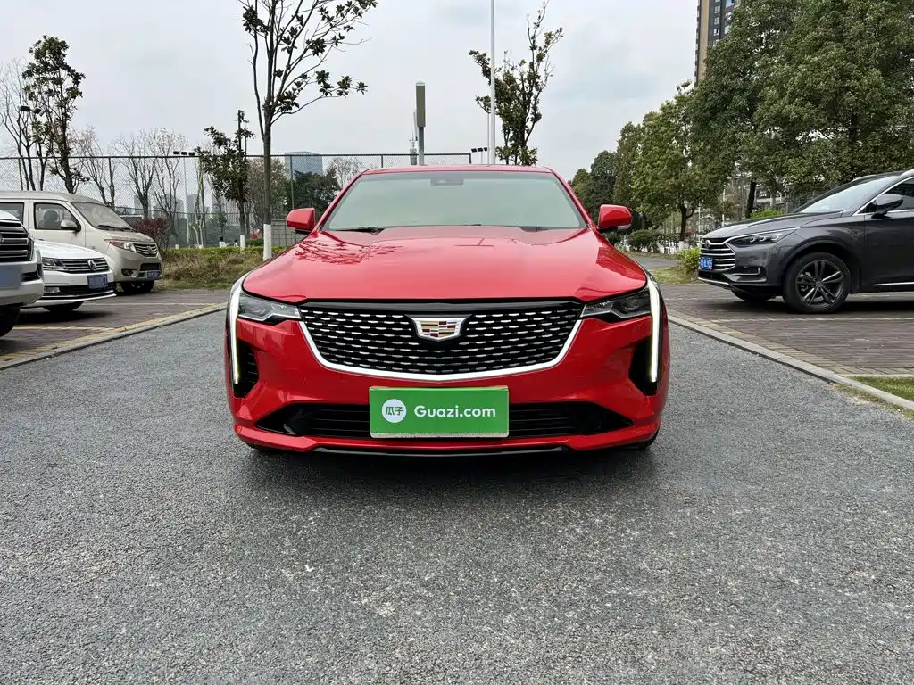 Cadillac CT4 — фото 2