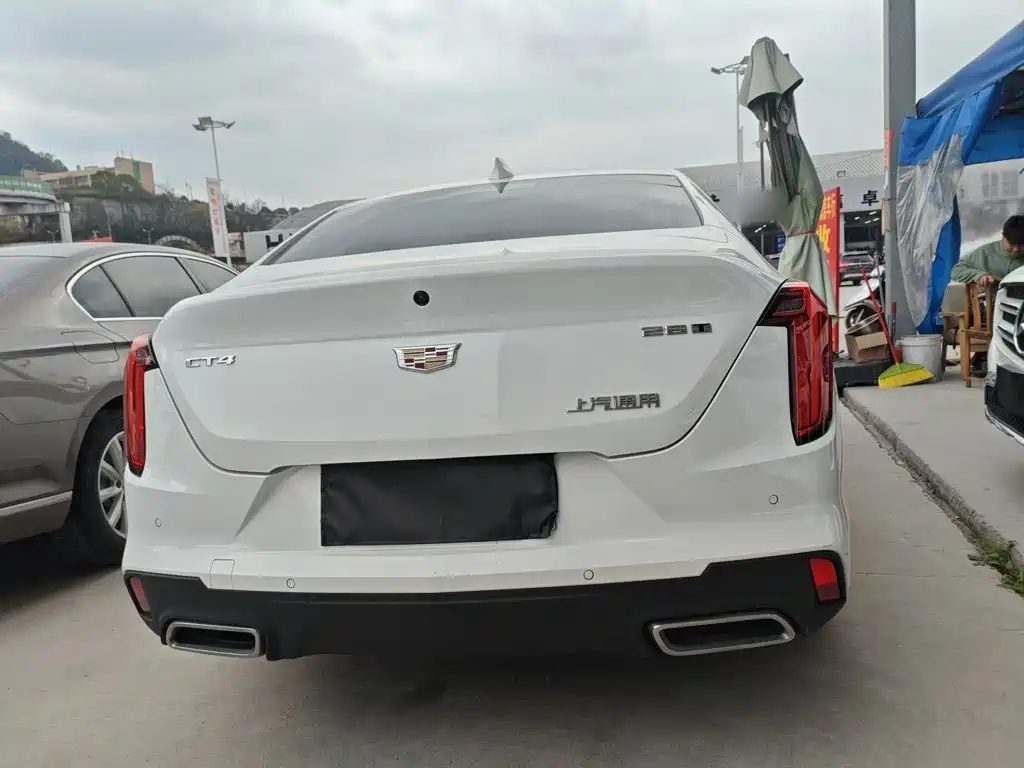 Cadillac CT4 — фото 4