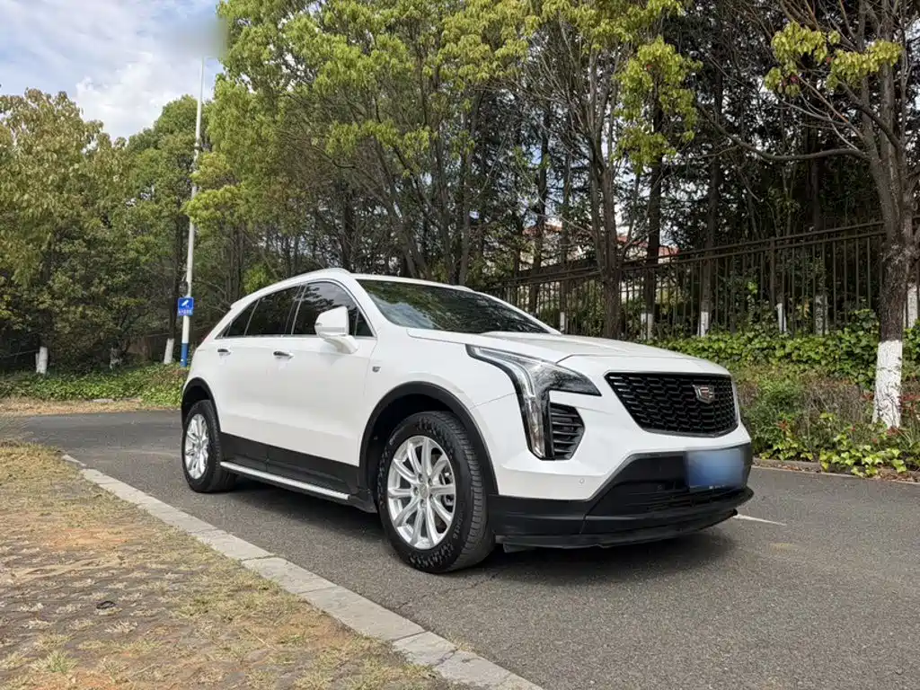 Cadillac XT4 — фото 7
