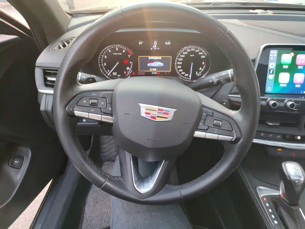Cadillac CT4 — фото 3