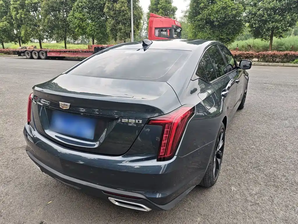 Cadillac CT5 — фото 17