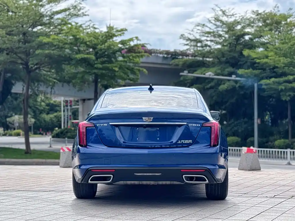 Cadillac CT5 — фото 5