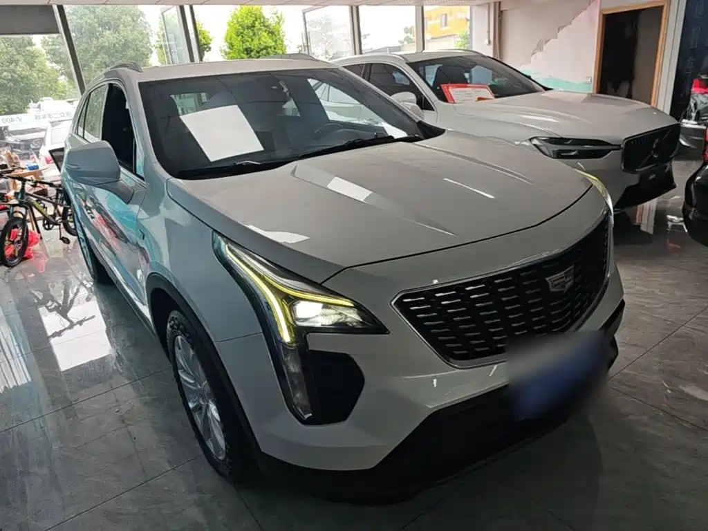 Cadillac XT4 — фото 4