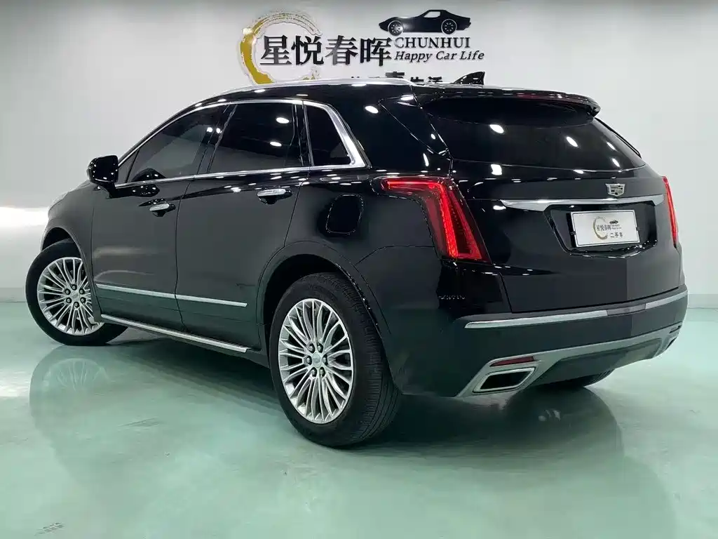 Cadillac XT5 — фото 9