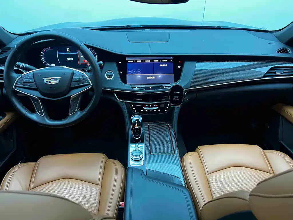 Cadillac CT6 — фото 3