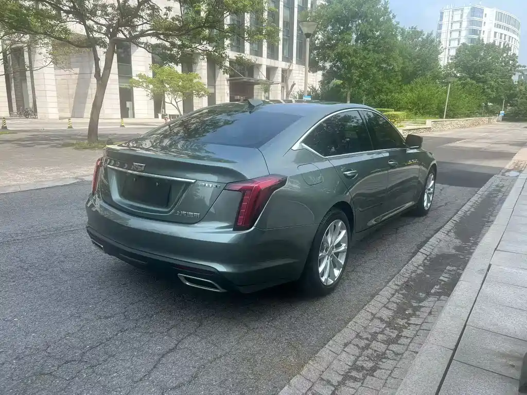 Cadillac CT5 — фото 4