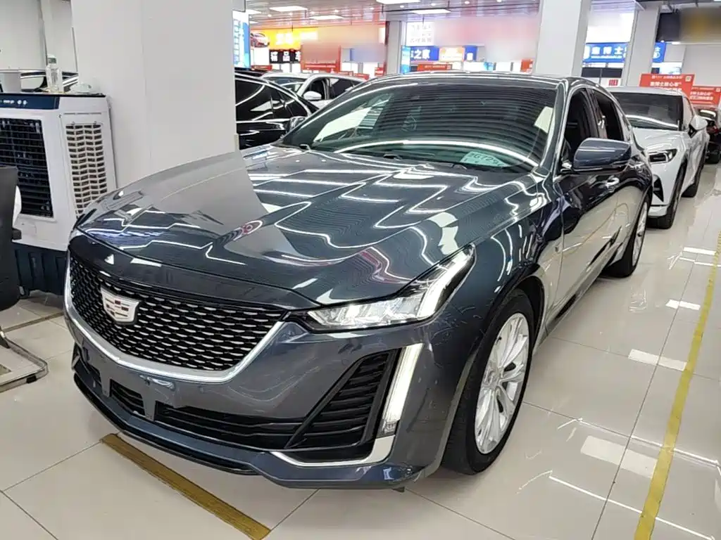 Cadillac CT5 — фото 2