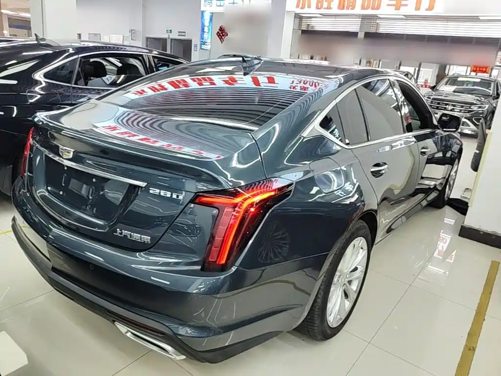Cadillac CT5 — фото 7