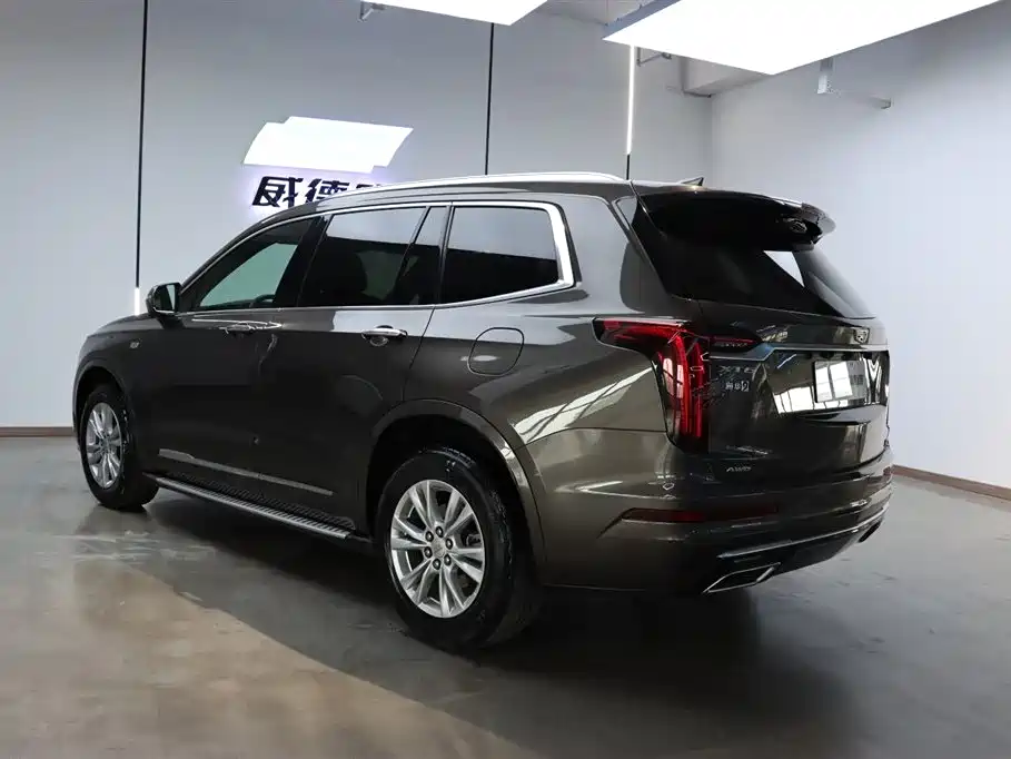 Cadillac XT6 — фото 3
