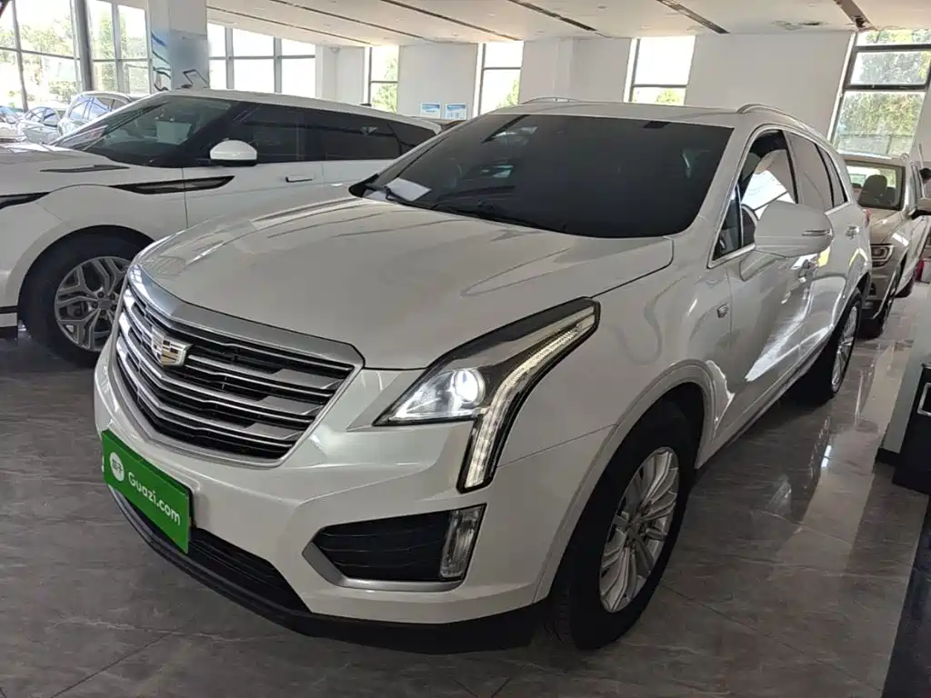 Cadillac XT5 — фото 2
