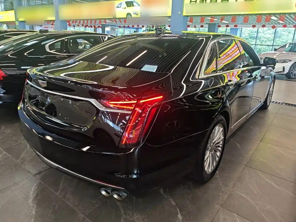 Cadillac CT6 — фото 7