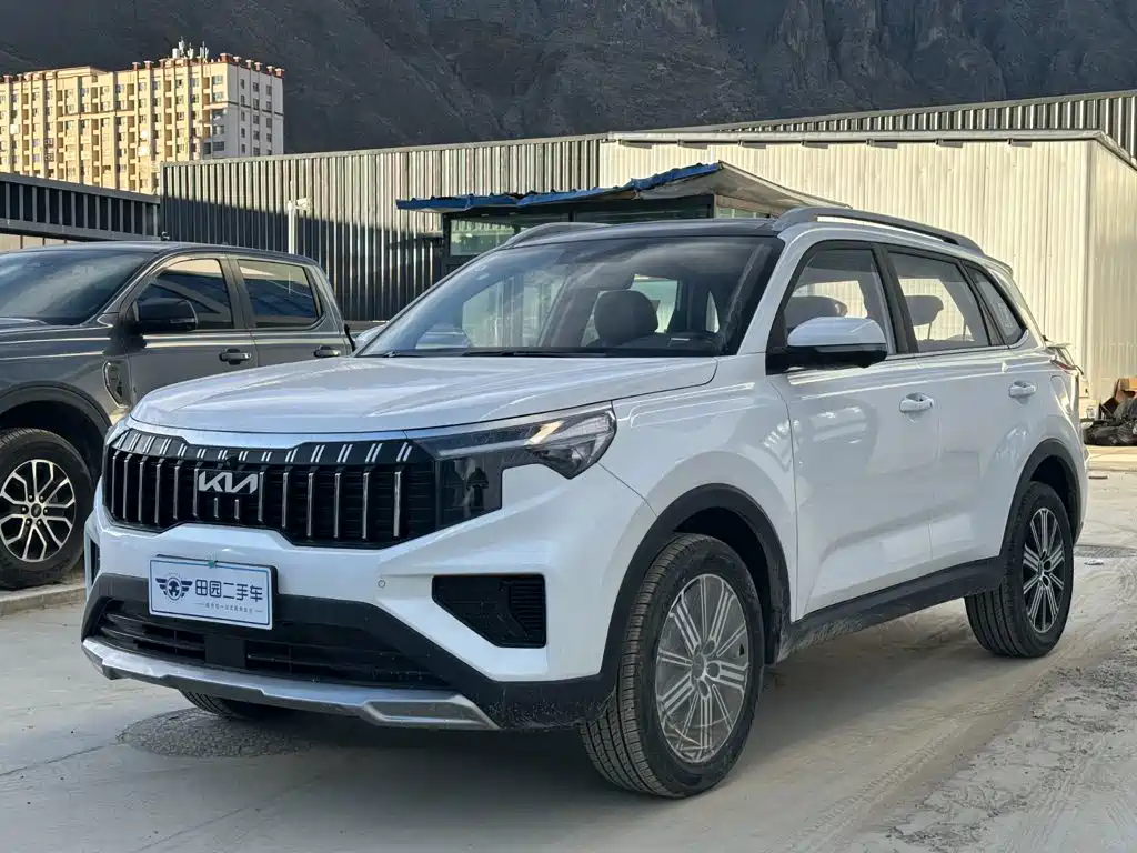 Kia Sportage — фото 1