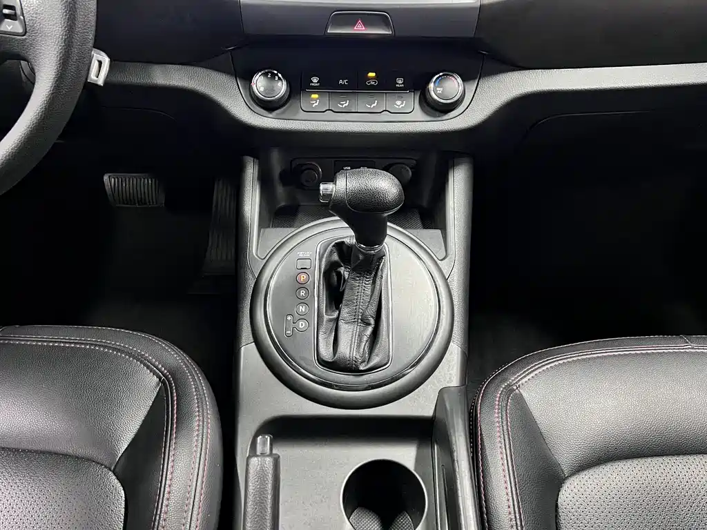 Kia Sportage — фото 15