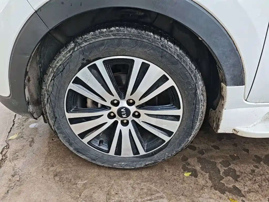 Kia Sportage — фото 22