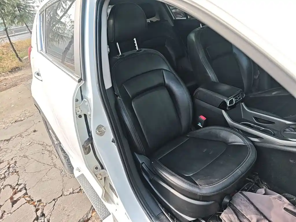 Kia Sportage — фото 24
