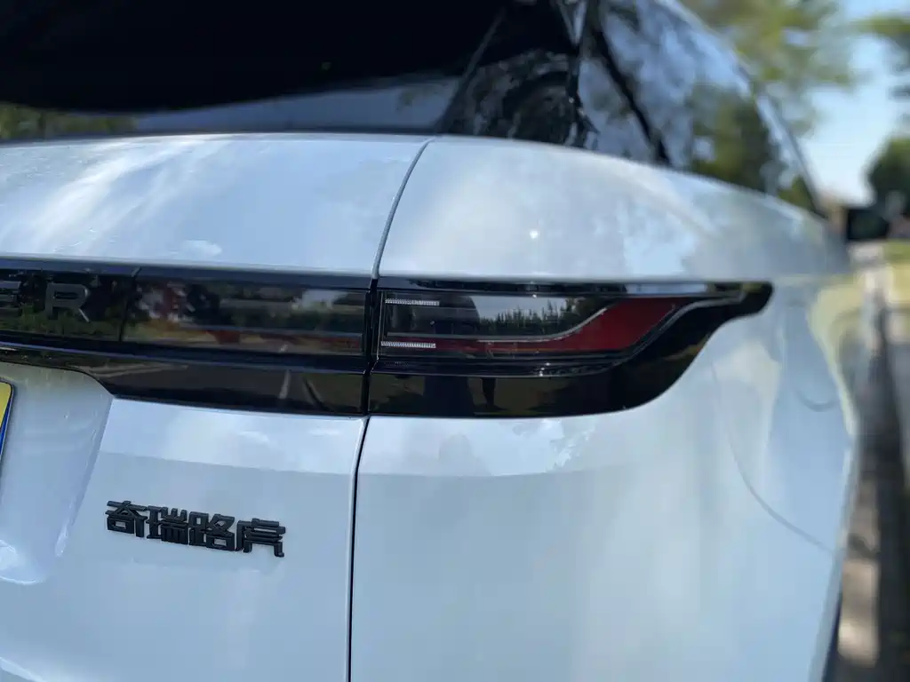Land Rover Evoque — фото 24