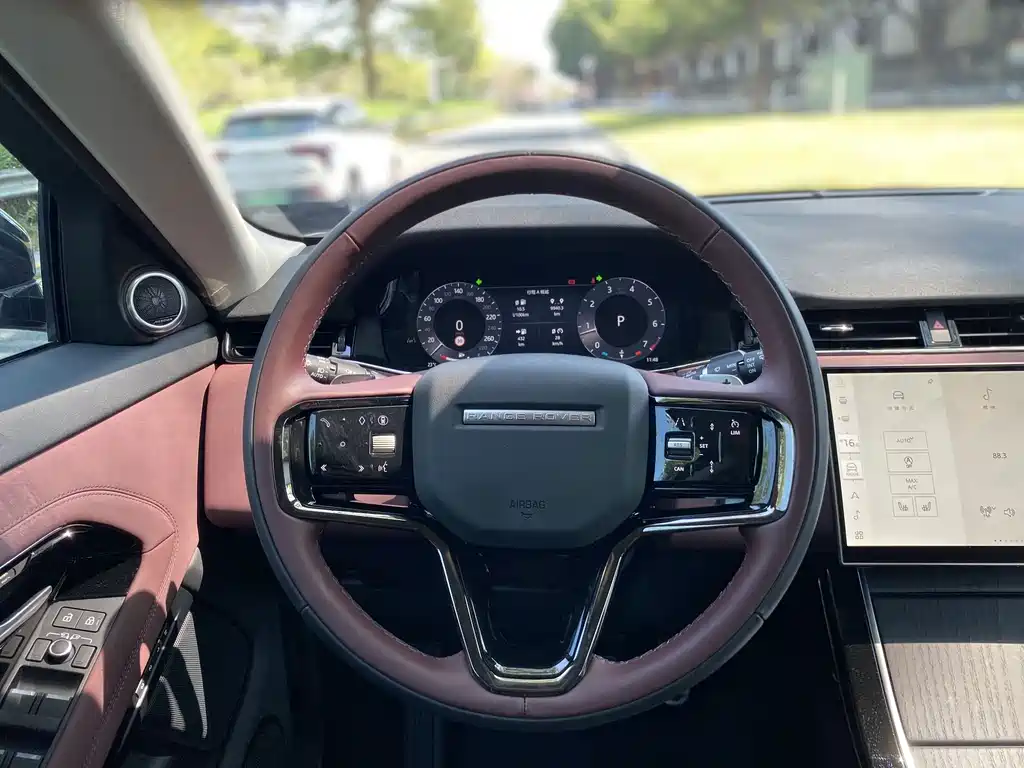 Land Rover Evoque — фото 10