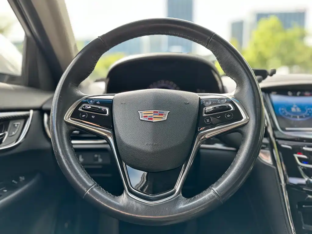 Cadillac ATS-L — фото 11