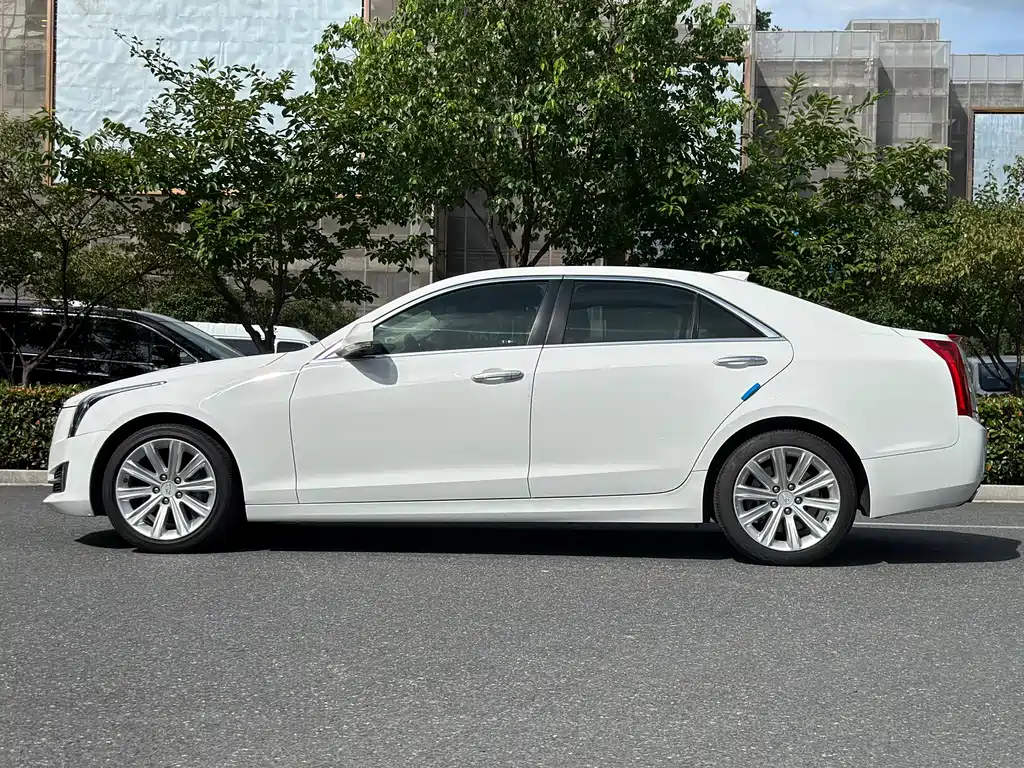 Cadillac ATS-L — фото 19