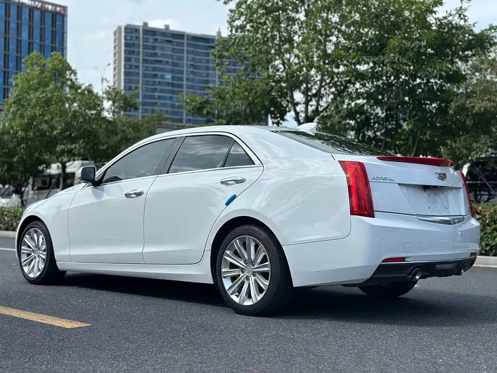 Cadillac ATS-L — фото 21