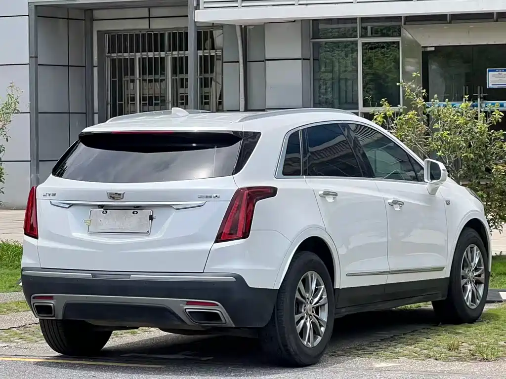 Cadillac XT5 — фото 4