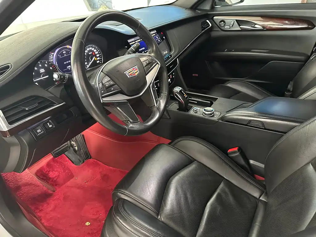 Cadillac CT6 — фото 4