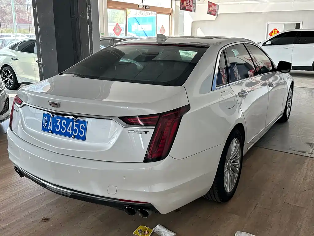 Cadillac CT6 — фото 7
