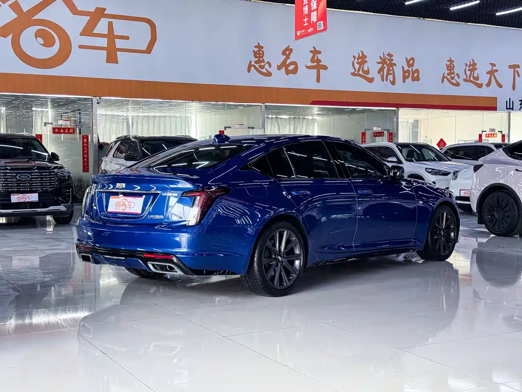 Cadillac CT5 — фото 6