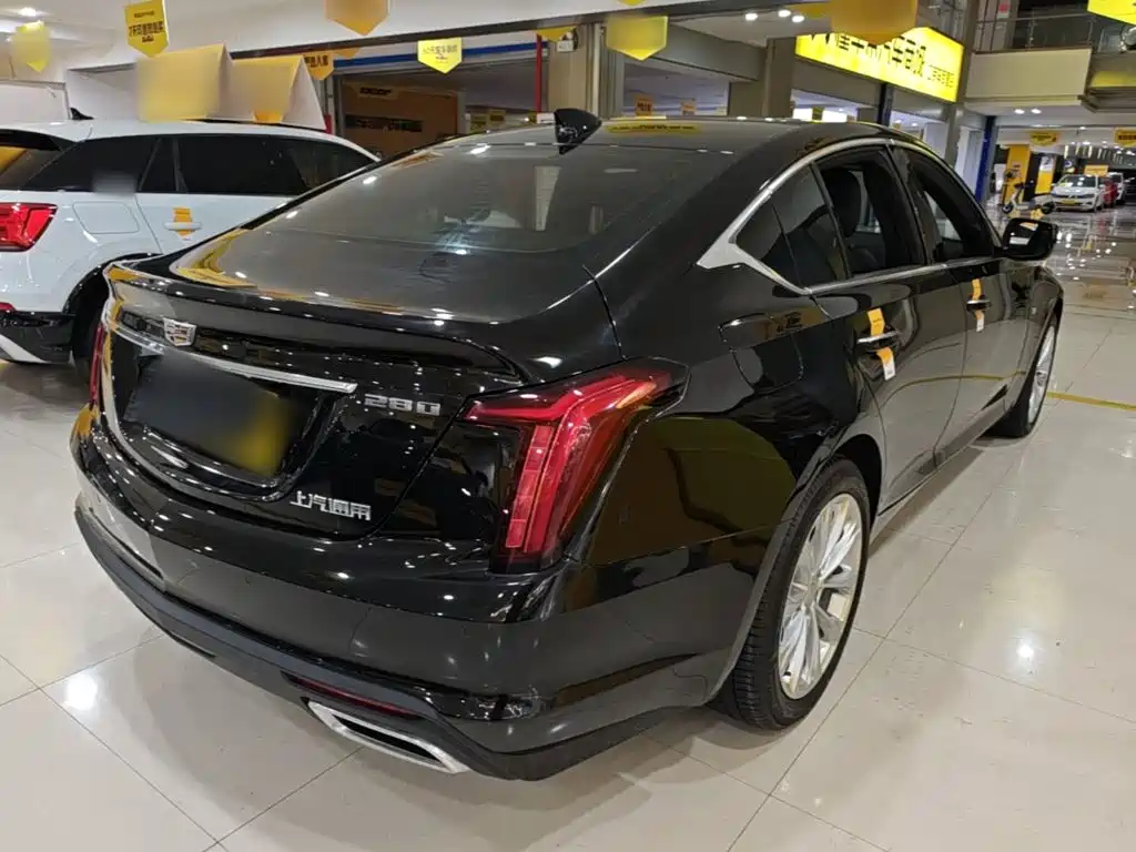 Cadillac CT5 — фото 5
