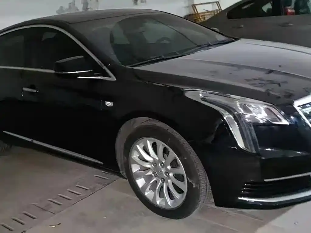 Cadillac XTS — фото 3